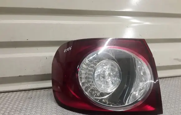 Volkswagen Golf Plus Rear/tail lights 5M0945095M