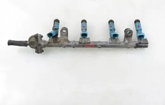Toyota Yaris Fuel main line pipe 2325023020