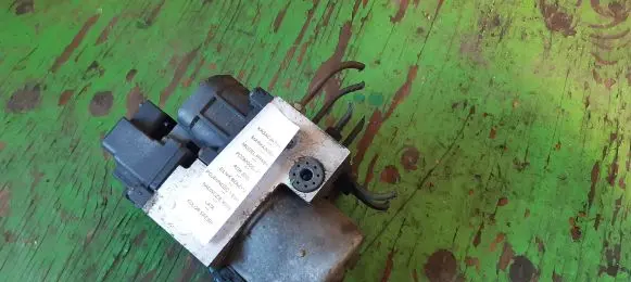 Nissan Primera ABS Pump 0273004565