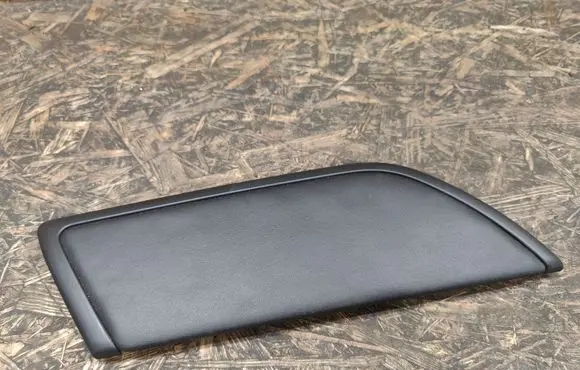 Land Rover Discovery 5 Other rear door trim element HY3227421A