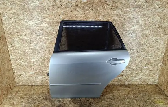 Mazda 6 Rear door
