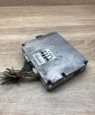 Mazda Demio Engine control unit/module ECU B5E318881C 2797001042 B5E3