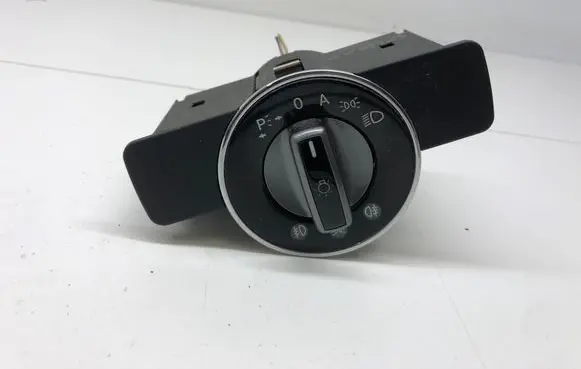Mercedes-Benz C W204 Light switch A2045452204