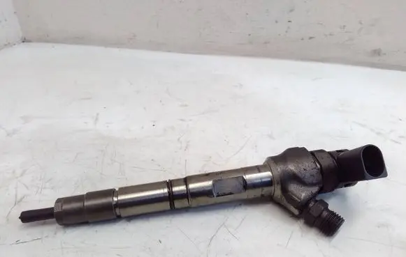 Volkswagen Sharan Fuel injector 04L130277AC 0445110469