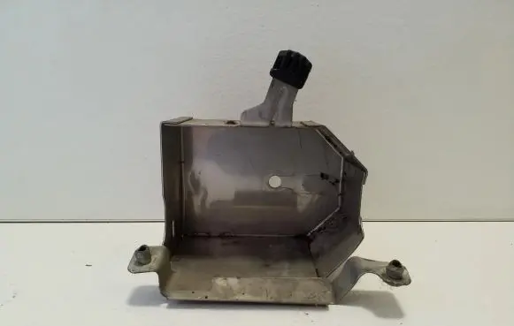 Volkswagen Eos Other engine bay part 1Q0951227