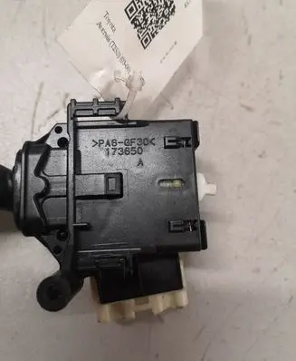 Toyota Avensis T250 Indicator stalk 8414005100 L92
