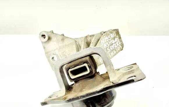 Nissan Qashqai Engine mount bracket DD131011