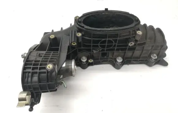 Mercedes-Benz C W204 Intake manifold A6510900037