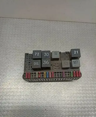 Ford Galaxy Fuse module 7M0937025D 14A073DC 357937039