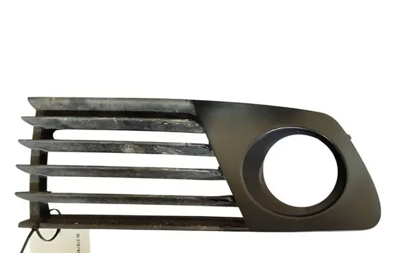 Seat Ibiza III (6L) Front fog light trim/grill 6L0853666A