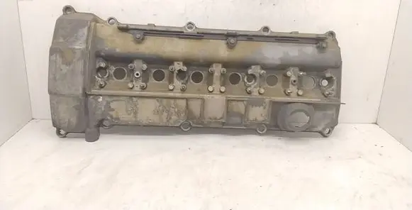 BMW 5 E34 Rocker cam cover 1722383
