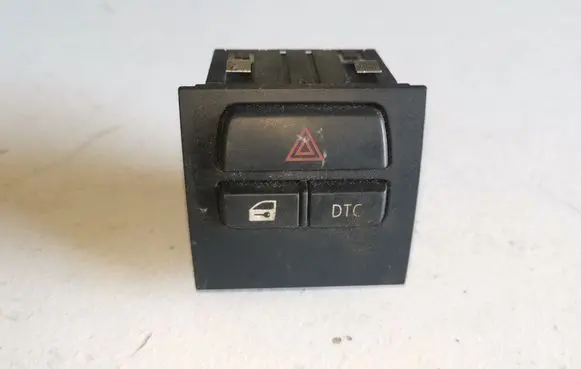 BMW 3 E90 E91 Hazard light switch 6945653 61316945653 6131694565301