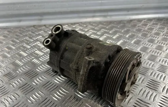 Opel Insignia A Air conditioning (A/C) compressor (pump) p13232307