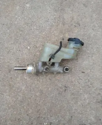 Honda Accord Master brake cylinder