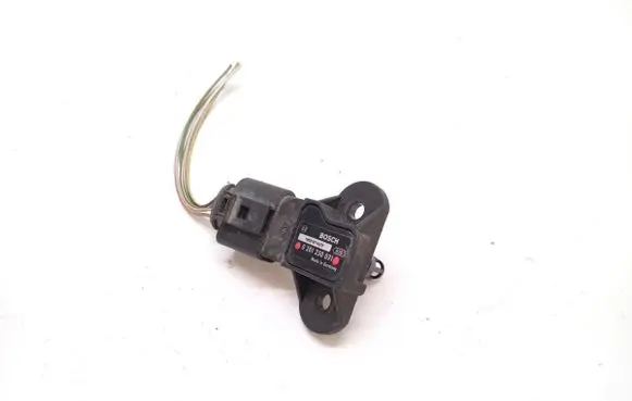 Volkswagen Polo III 6N 6N2 6NF Air pressure sensor 0261230031