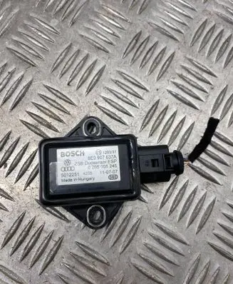 Audi A8 S8 D3 4E ESP acceleration yaw rate sensor 8E0907637A 0265005245