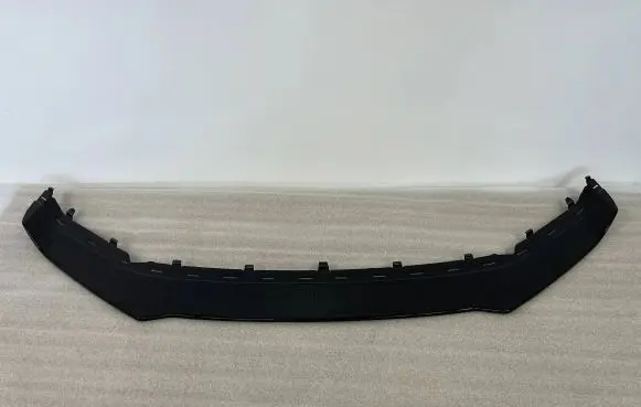 Audi R8 4S Front bumper lip 4S0807061D