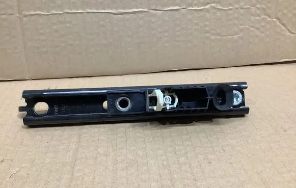 Land Rover Range Rover Sport L320 Seat belt height adjuster 531137700