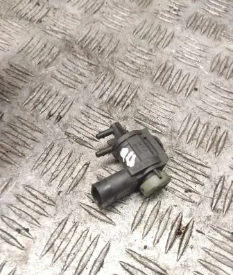 Volkswagen Golf V Turbo solenoid valve 1j0906283c
