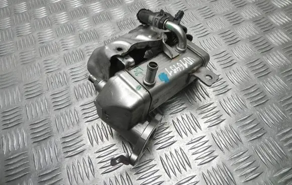 Nissan X-Trail T32 EGR valve cooler 147350678RB VD16491