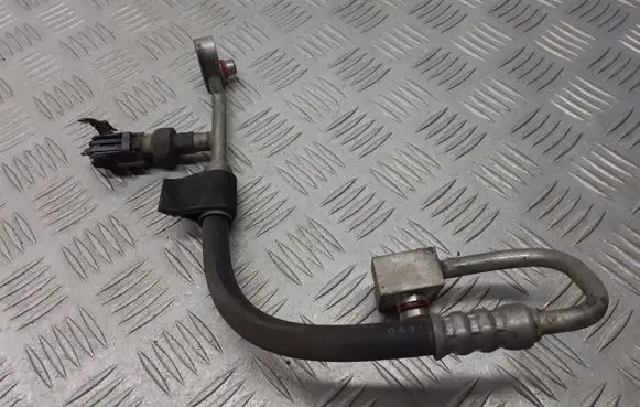 Chrysler Grand Voyager IV Air conditioning (A/C) pipe/hose