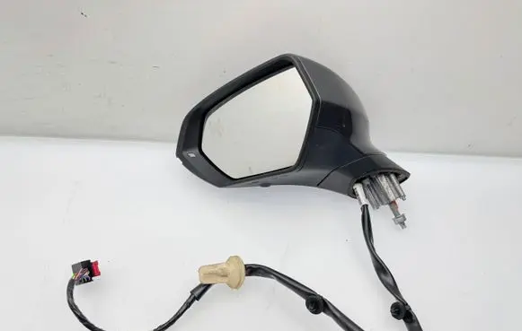 Cupra Formentor Front door electric wing mirror