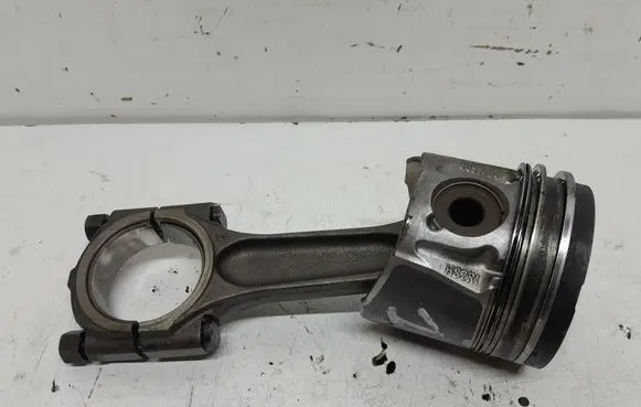 Volvo V50 Piston with connecting rod HS2RI 085190