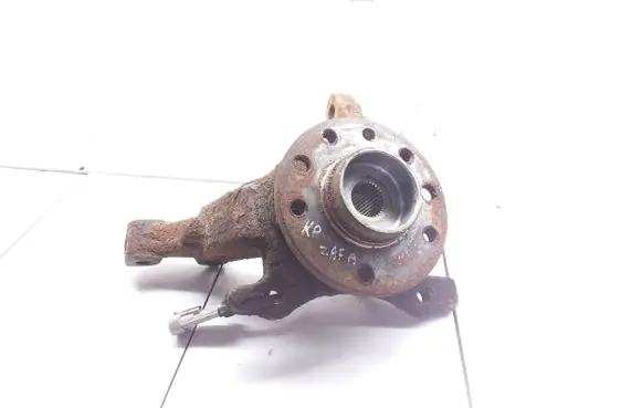 Opel Zafira A Front wheel hub