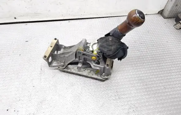 Volkswagen Sharan Gear shifter/selector 7M3711049G