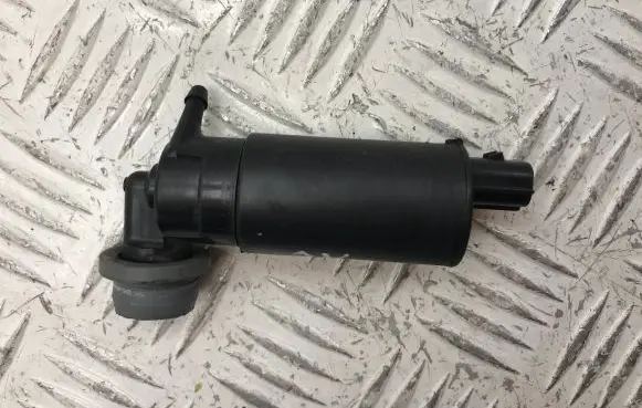 Toyota Avensis T250 Windscreen/windshield washer pump 8533005031 8533005030