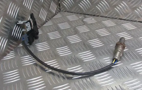 Mercedes-Benz AMG GT 4 x290 w290 Lambda probe sensor A0005428811
