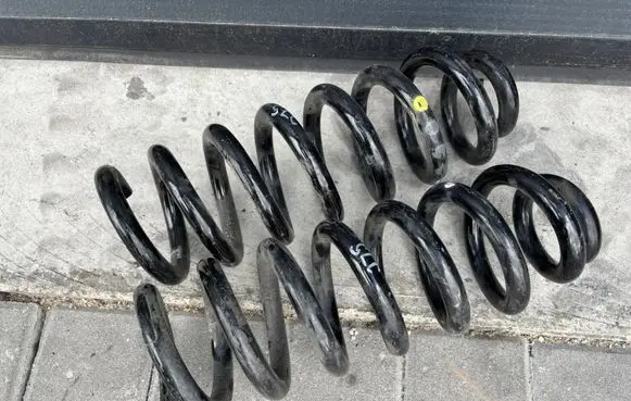 Mercedes-Benz GLC X253 C253 Rear coil spring 