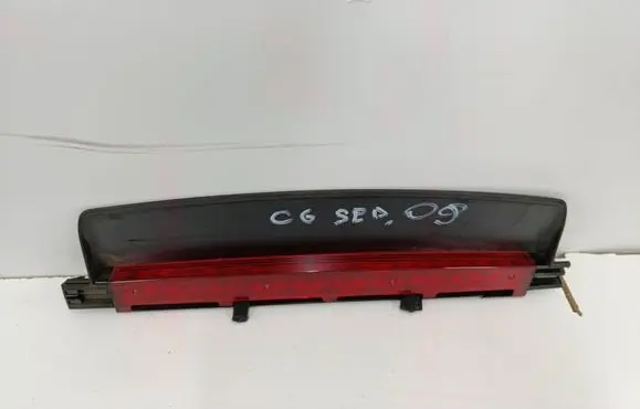 Audi A6 S6 C6 4F Third/center stoplight 4F5945097