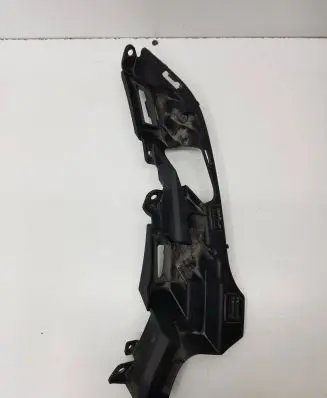 Front bumper mounting bracket
