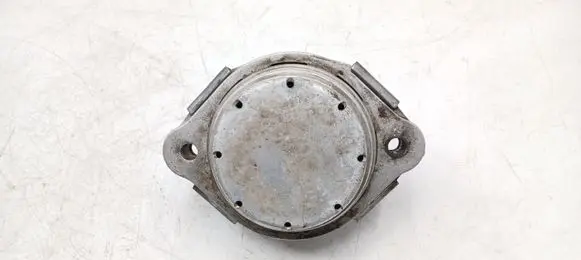 BMW X5 E53 Engine mount bracket 6758444