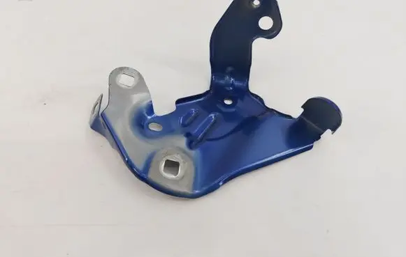 BMW iX1 Fender mounting bracket 9883407