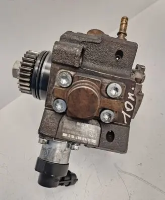 Renault Laguna III Fuel injection high pressure pump 0445010223 8200690744