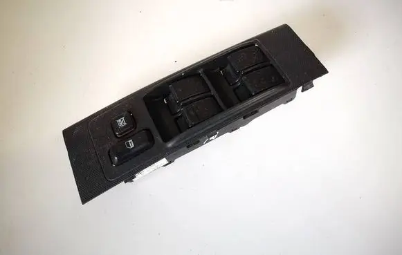 Toyota Corolla Verso AR10 Electric window control switch 848200f080 84820-0f080