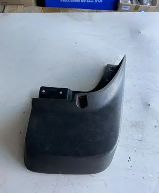 Mitsubishi L200 Rear mudguard MN117452RR