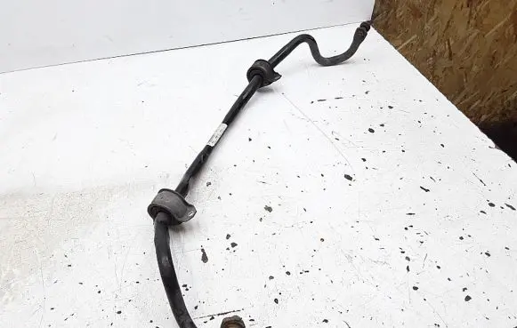BMW 1 E81 E87 Front anti-roll bar/sway bar 679319001