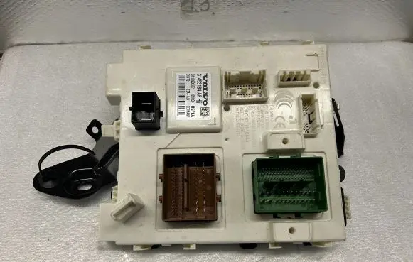 Volvo XC40 Central body control module 31453184