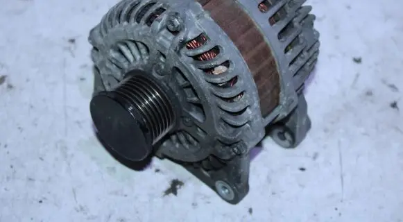 Nissan X-Trail T31 Generator/alternator 23100JG71A