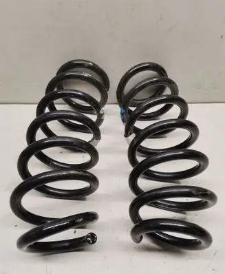 Land Rover Evoque II Rear coil spring K8D25B749FB
