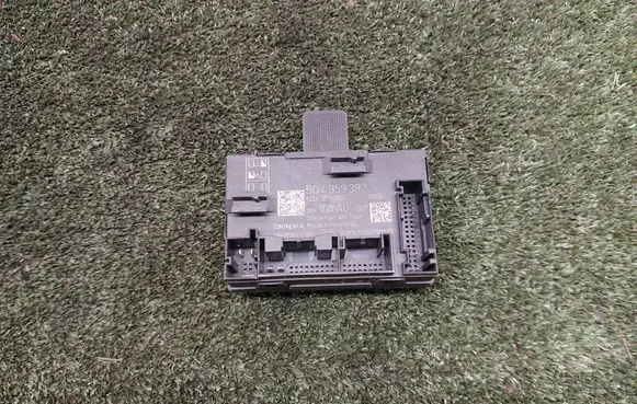 Volkswagen Touran I Door control unit/module 5Q4959392 2840950212300