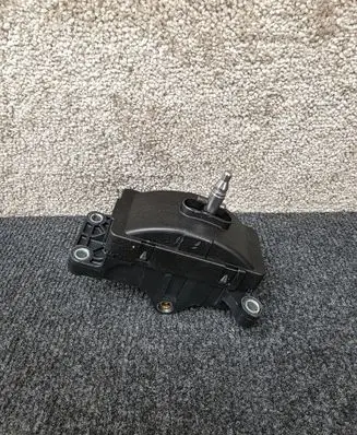 Gear shifter/selector