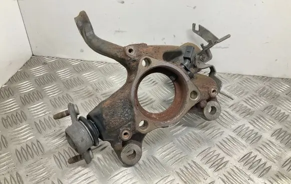 Skoda Octavia Mk3 (5E) Front wheel hub 5Q0256Q