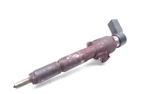 Fuel injector