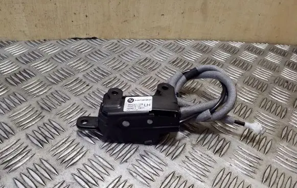 BMW X5 E70 Tailgate lock latch 51247183196 7183196