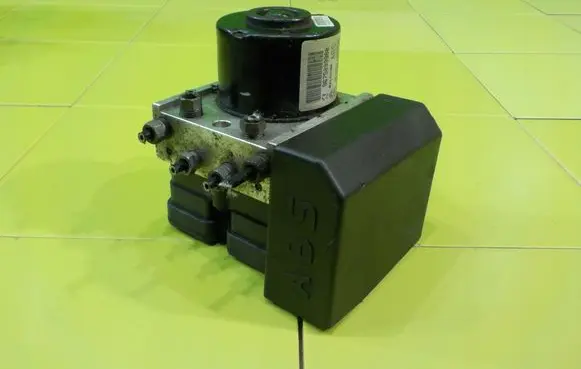 Citroen C3 ABS Pump 967509980