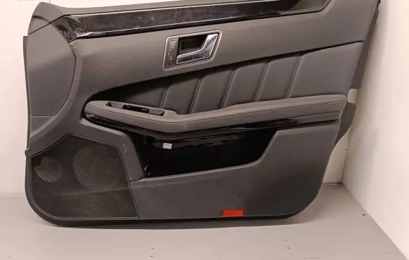 Mercedes-Benz E W212 Front door card panel trim 1697352